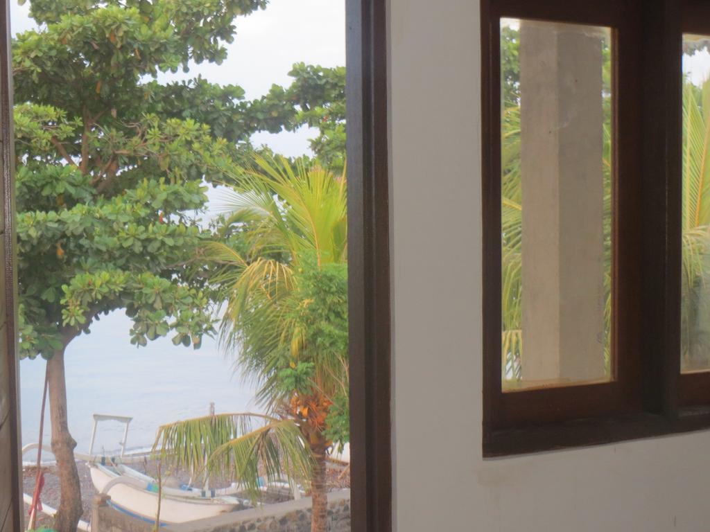 Amed Sari Beach Guesthouse Cameră foto